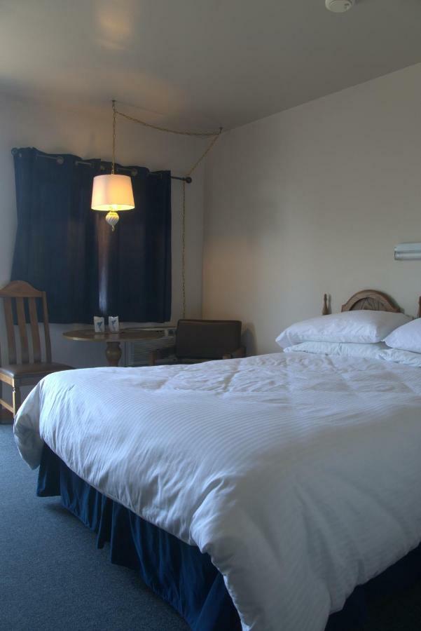 Fortress Inn Louisbourg Exterior photo